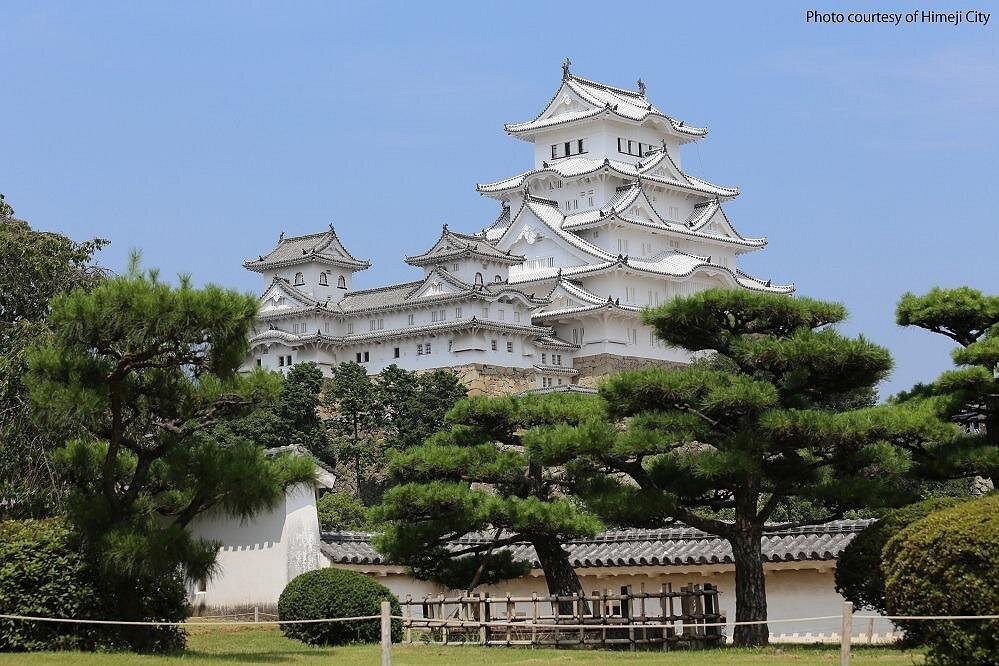 Kobe Himeji Tour with English Driver and Private Vehicle